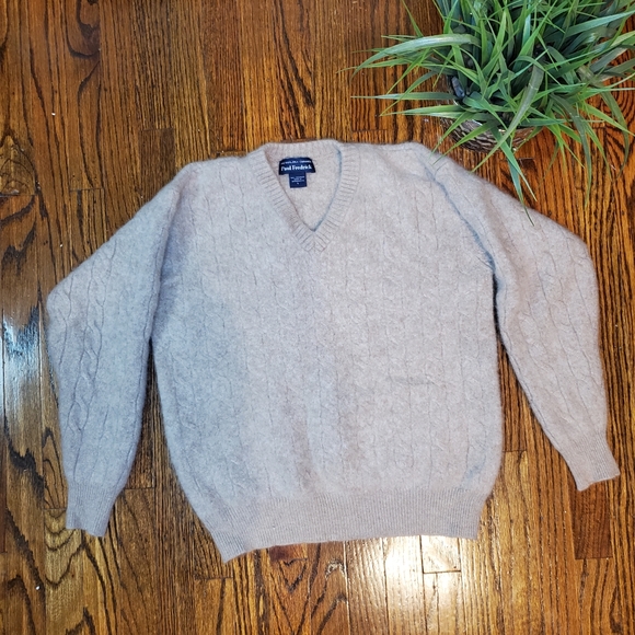 Paul Fredrick Cashmere Swaeter - Picture 4 of 5
